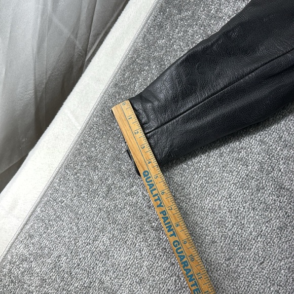 Milwaukee Long Sleeve Zip Motorcycle Jacket Black Leather Men XL Zip Out Liner - Picture 13 of 15